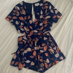 L’ATISTE Floral Romper